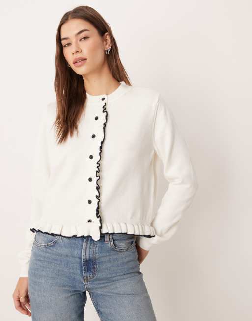 ASOS DESIGN – Kremowy kardigan o delikatnym splocie z falbankami z kontrastowym wykończeniem