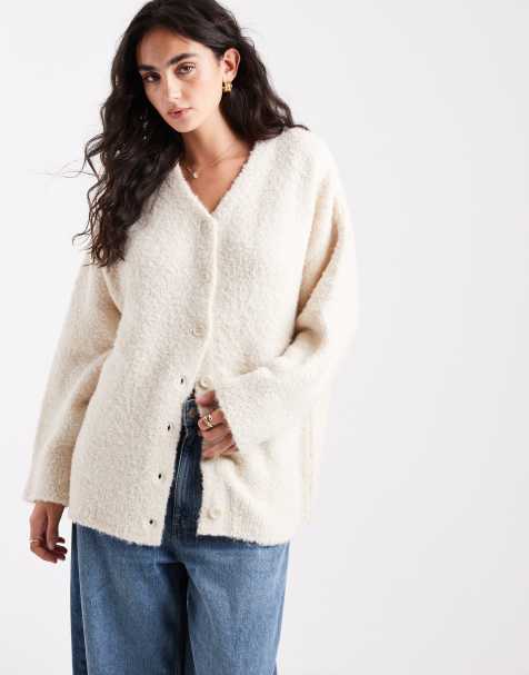 ASOS DESIGN – Kremowy kardigan o fasonie boyfriend z dzianiny boucle - view 1