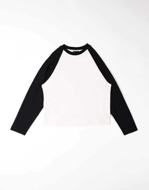 ASOS DESIGN – Kremowy T-shirt oversize o pudełkowym kroju i waflowej fakturze z długimi kontrastowymi rękawami raglanowymi