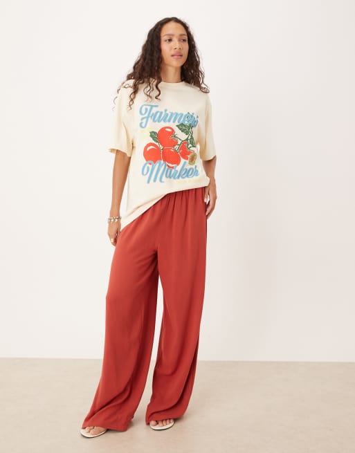 ASOS DESIGN – Kremowy T-shirt oversize z motywem pomidorów, 2 z 4