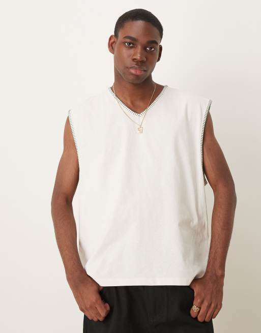 ASOS DESIGN – Kremowy top bez rękawów o pudełkowym kroju oversize z ozdobnym szwem i dekoltem w kształcie litery V