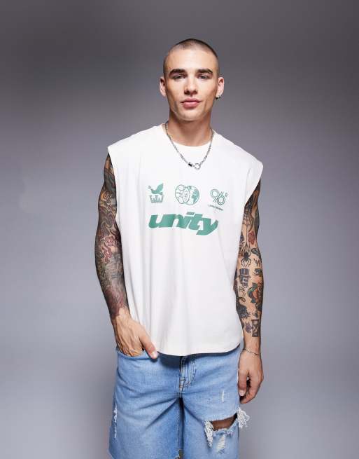 ASOS DESIGN – Kremowy top bez rękawów o pudełkowym kroju oversize ze sportową grafiką tekstową