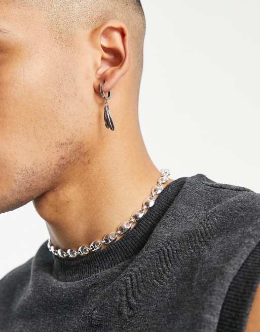 ASOS DESIGN – Kreolen aus wasserfestem Edelstahl in polierter Silberoptik mit Anhänger im Feder-Look 10 mm – SILVER