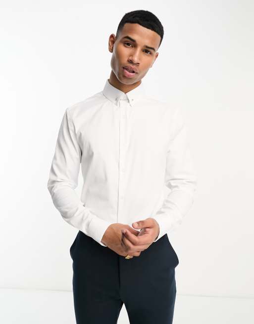 ASOS DESIGN - Kreukvrij slim overhemd van satinet met staafje in kraag in wit 