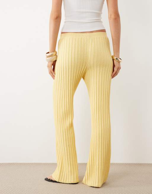 ASOS DESIGN - Kærnemælksfarvede strikkede bukser med læg - Del af sæt, 2 af 5