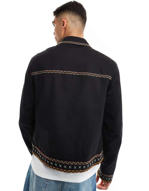 ASOS DESIGN – Krótka kurtka Harrington w kolorze czarnym z haftowanym wzorem, 3 z 4