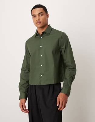 ASOS DESIGN – Krótka popelinowa koszula o regularnym kroju w kolorze khaki - view 1