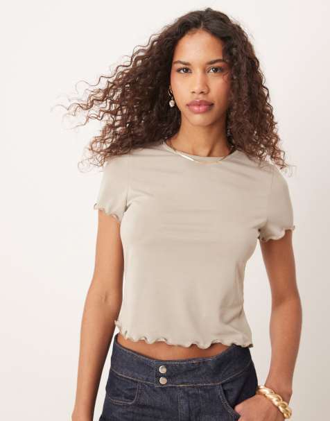 ASOS DESIGN – Krótki, przylegający T-shirt z modalu, z falowanym brzegiem - view 1