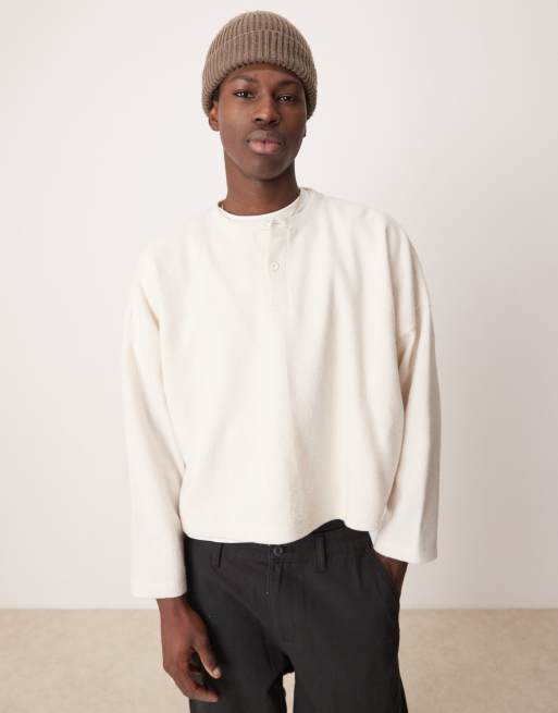 ASOS DESIGN – Krótki T-shirt super oversize z dekoltem henley i długimi rękawami o szczotkowanej waflowej strukturze w kolorze złamanej bieli