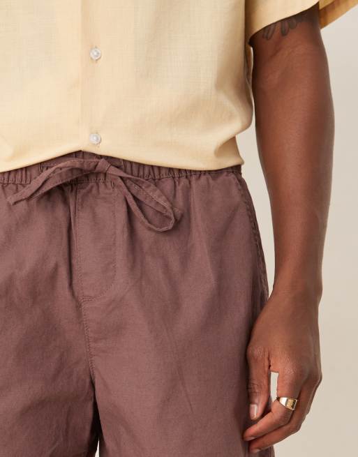 ASOS DESIGN – Krótkie brązowe szorty z materiału z dodatkiem lnu, 3 z 5