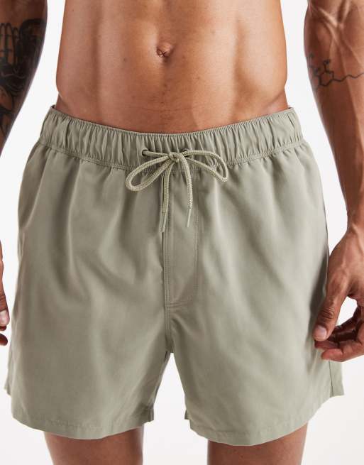 ASOS DESIGN – Krótkie szorty kąpielowe w kolorze khaki, 5 z 5