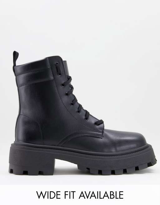 ASOS DESIGN – Kunstleder-Schnürstiefel in Schwarz mit eckiger Zehenpartie und dicker Sohle