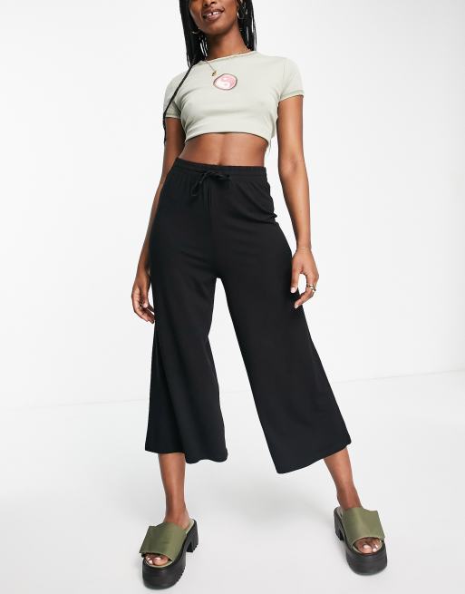 ASOS DESIGN – Kurz geschnittene Hose mit Kordelzug in Schwarz