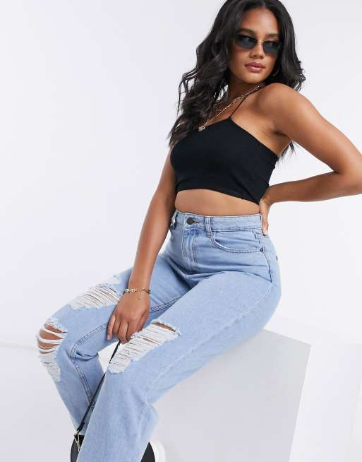 ASOS DESIGN – Kurz geschnittenes Oberteil mit dünnem, asymmetrischem Träger in Schwarz, 4 von 4