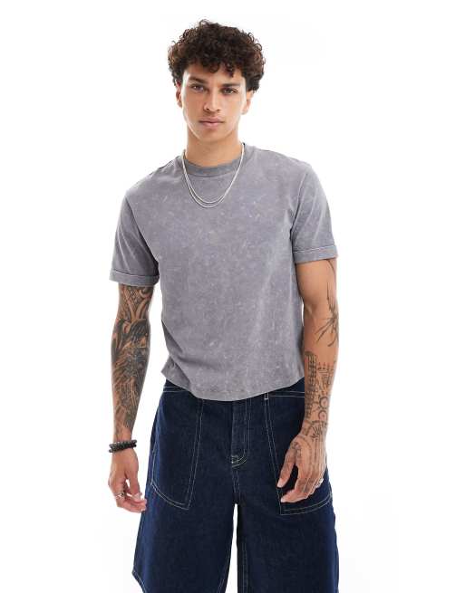 ASOS DESIGN – Kurz geschnittenes T-Shirt in Grau mit umgeschlagenen Ärmeln