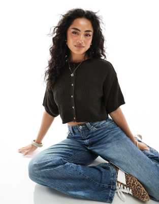 ASOS DESIGN - Kurzärmlige Strickjacke in Schokobraun
