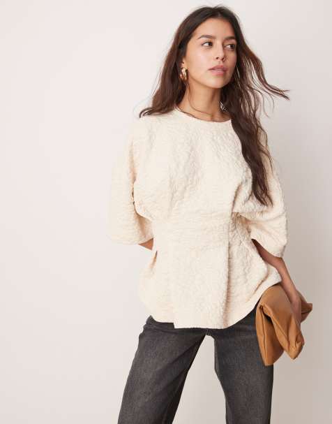 ASOS DESIGN – Kurzärmliges, geblümtes Jacquard-Oberteil in Cremeweiß - view 1