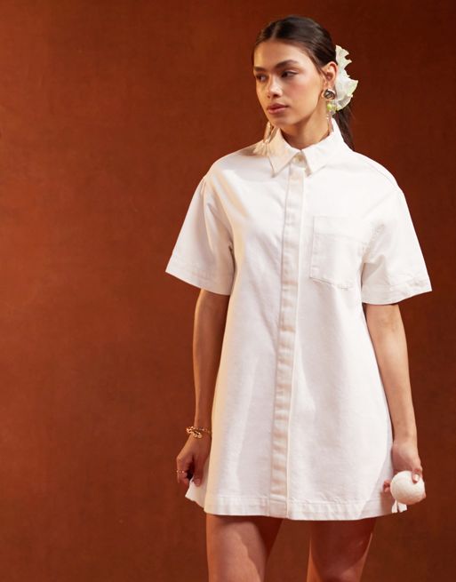 FhyzicsShops DESIGN – Kurzärmliges Hemdkleid in Weiß aus Denim