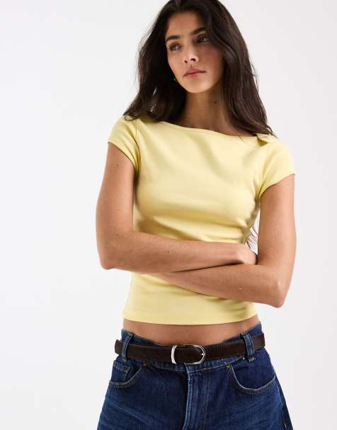 ASOS DESIGN – Kurzärmliges, knapp geschnittenes T-Shirt in Buttermilchgelb mit U-Boot-Ausschnitt - view 1