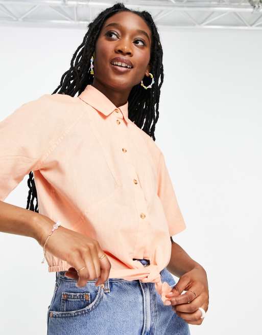 ASOS DESIGN – Kurzärmliges Leinenhemd zum Binden vorn in Apricot