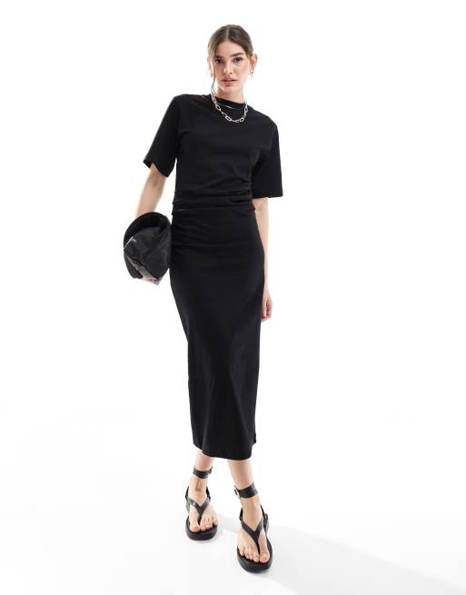 ASOS DESIGN – Kurzärmliges Maxikleid in Schwarz mit geraffter Taille und Seitenschlitz