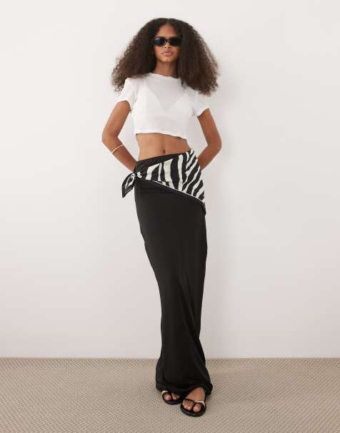 ASOS DESIGN – Kurzärmliges Maxikleid mit Kontrastdesign in Schwarz und Buttermilchgelb - view 1