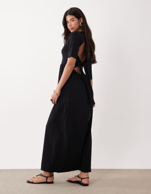 ASOS DESIGN - Kurzärmliges Midaxi-Kleid in Schwarz mit Bindedetail am Rücken