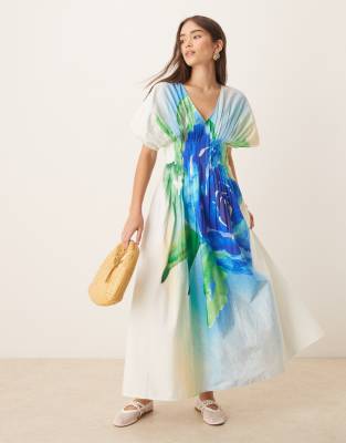 ASOS DESIGN - Kurzärmliges Midikleid mit V-Ausschnitt, schmalen Biesen und blauem Rosen-Print-Bunt