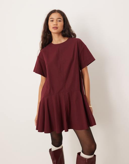 ASOS DESIGN – Kurzärmliges Mini-Hängerkleid in Burgunderrot, 2 von 4
