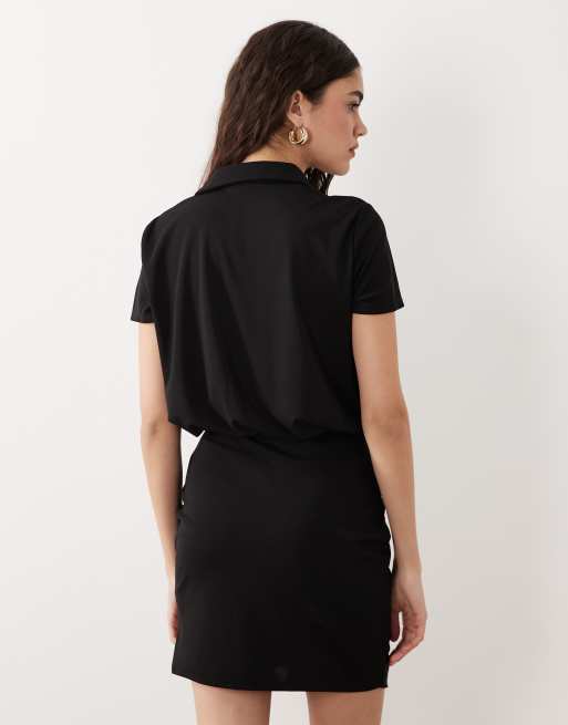 ASOS DESIGN – Kurzärmliges Minikleid in Schwarz mit Hemd-Detail und Wickelrock, 4 von 4