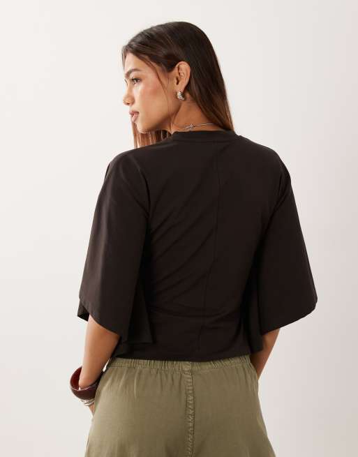 ASOS DESIGN kurzärmliges Oberteil in Braun, 4 von 4