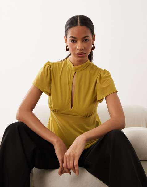ASOS DESIGN – Kurzärmliges Oberteil in Olivgrün mit Schlüssellochausschnitt - view 1