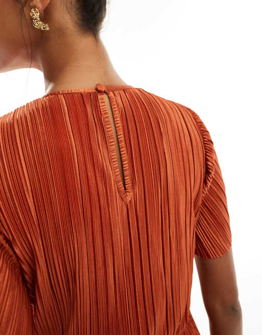 ASOS DESIGN – Kurzärmliges Plissee-Midikleid in Rostrot mit und verdrehtem Rock, 4 von 4