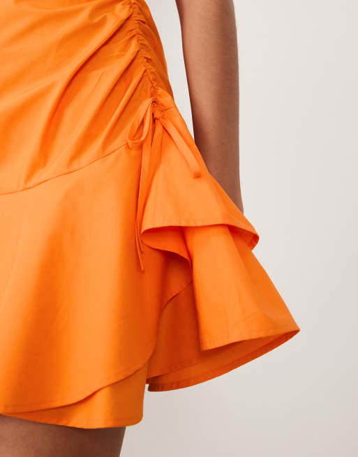 ASOS DESIGN – Kurzärmliges Popeline-Minikleid in Mandarinenorange mit gerafftem Bindedetail an der Taille, 3 von 4