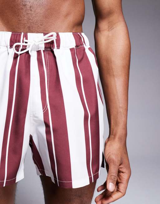 ASOS DESIGN – Kurze Badeshorts in Burgunderrot gestreift, Kombiteil, 4 von 4