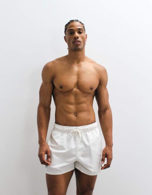ASOS DESIGN – Kurze Badeshorts in Cremeweiß mit Stickerei, 2 von 5