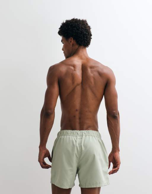 ASOS DESIGN – Kurze Badeshorts in Salbeigrün, 3 von 5