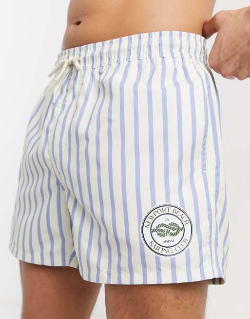 ASOS DESIGN Kurze blau gestreifte Badeshorts mit Beach Club Logo ASOS