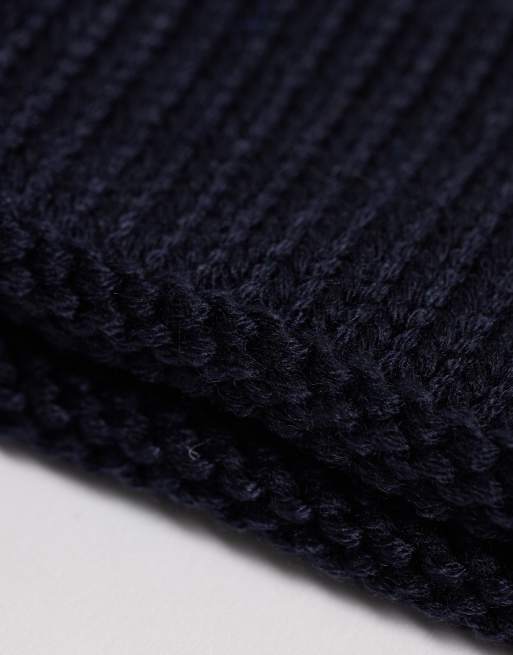 ASOS DESIGN – Kurze gerippte Strickmütze in Marineblau, 2 von 3