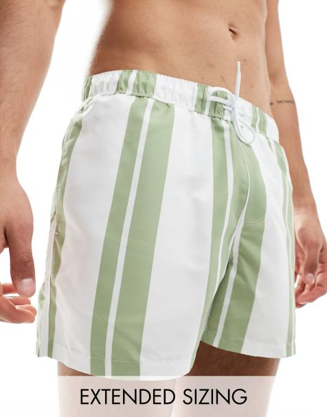 ASOS DESIGN – Kurze, gestreifte Badeshorts in Salbeigrün - view 1