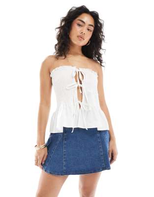 ASOS DESIGN - Kurzer Jeansrock in Mittelblau im Godet-Design