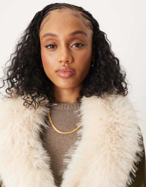 ASOS DESIGN – Kurzer Kragen aus Kunstpelz in Winterweiß, 3 von 3