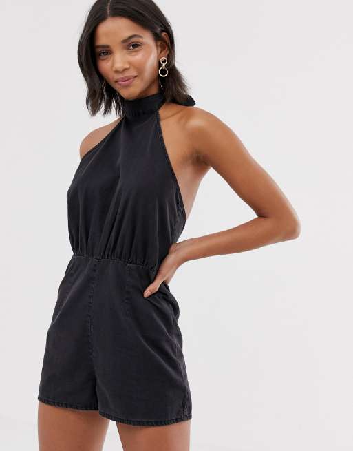 ASOS DESIGN Kurzer NeckholderJumpsuit in verwaschenem Schwarz ASOS