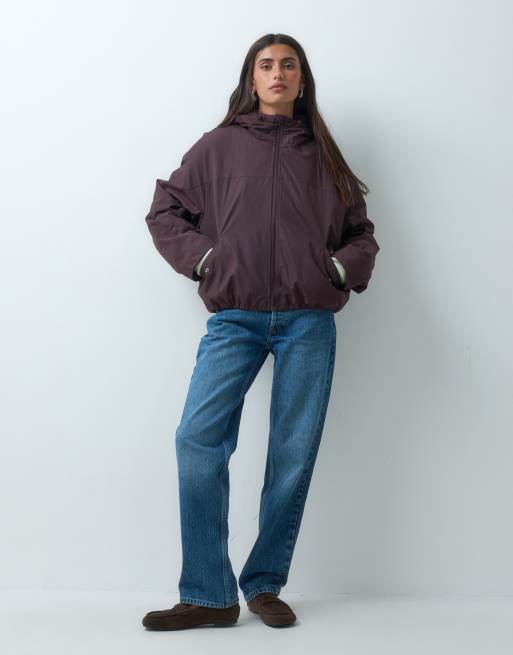 ASOS DESIGN kurzer Regenmantel mit Kapuze und Borg-Futter in Schokopflaume, 4 von 4