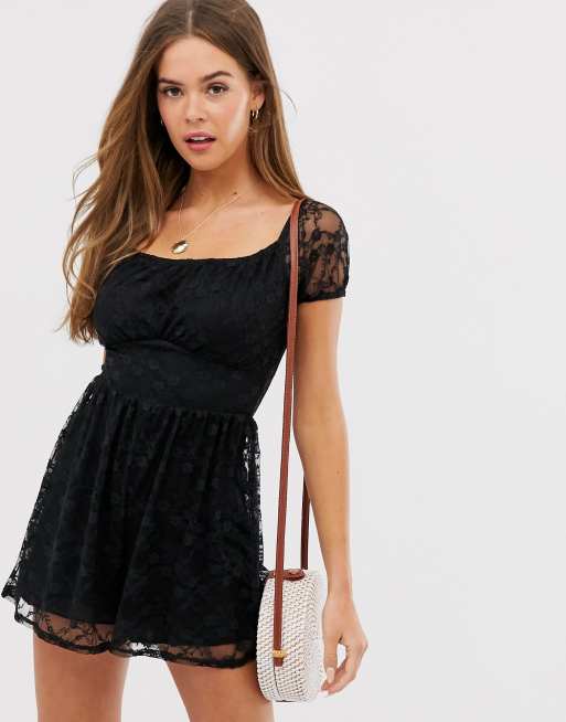 ASOS DESIGN Kurzer SpitzenJumpsuit ASOS