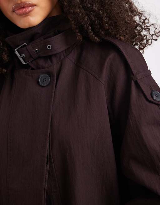 ASOS DESIGN – Kurzer Trenchcoat in A-Linie in Schokobraun mit Stehkragen, 3 von 4