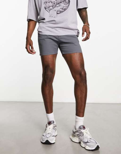 ASOS DESIGN – Kürzere Chino-Shorts mit engem Schnitt in Grau, 4 von 4