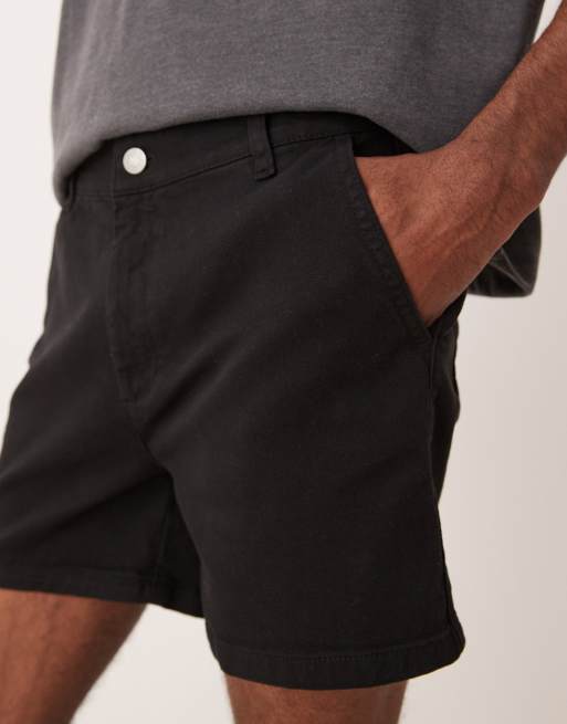 ASOS DESIGN – Kürzere Skinny Fit Chino-Shorts in Schwarz, 4 von 5