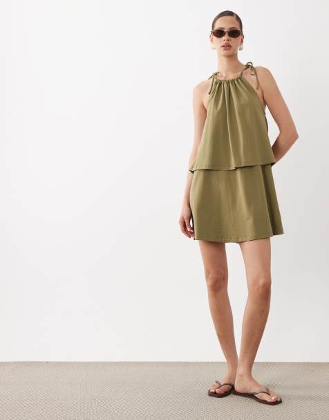 ASOS DESIGN – Kurzes Babydoll-Kleid mit geschnürtem Ausschnitt - view 1