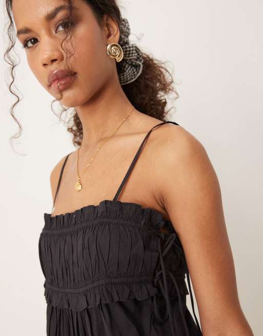 ASOS DESIGN – Kurzes Babydoll-Sommerkleid in Schwarz mit Rüschensaum, 4 von 4